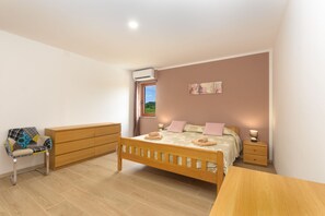 3 chambres, accĂšs Internet
