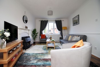 Blossom Close by Tŷ SA