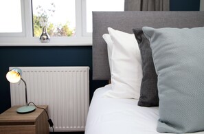 3 chambres, fer et planche à repasser, Wi-Fi gratuit, draps fournis