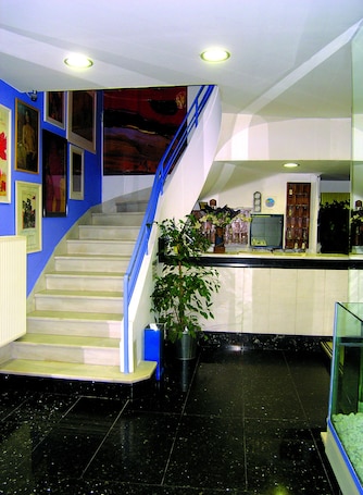 Reception. ROY Hotel
