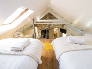 Chaumière | 2 chambres, décor unique, ameublement unique, accès au Wi-Fi (inclus)