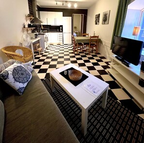 Condo | Living area | Flat-screen TV - Hotell Alderholmen (Gävle)