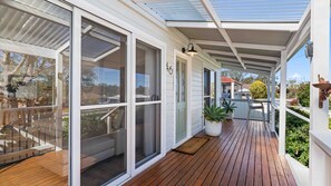 Exterior detail - Husky Beach House by Experience Jervis Bay (Huskisson)