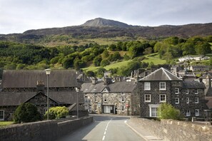 Exterior - Characterful cottage in heart of Dolgellau (Dolgellau)