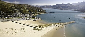 Characterful cottage in heart of Dolgellau