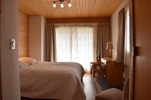 3 bedrooms, WiFi