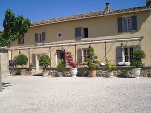 واجهة المنشأة