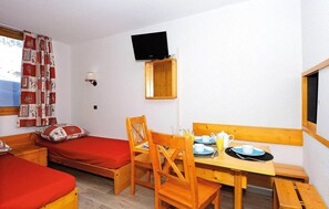 1 bedroom, free WiFi, bed sheets - Balcony, tv, ski locker, 40m², Méribel-Mottaret (Méribel - Les Allues)