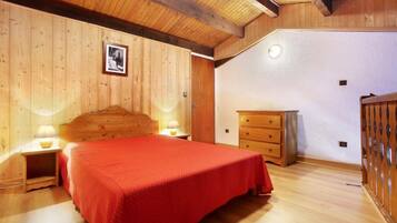 WiFi, bed sheets