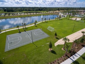 House, 6 Bedrooms | Sport court - Jodie's Luxury Solara Home 6 Bedroom Home by Redawning (Kissimmee)