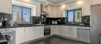 Casa Amizade - with amazing ocean views