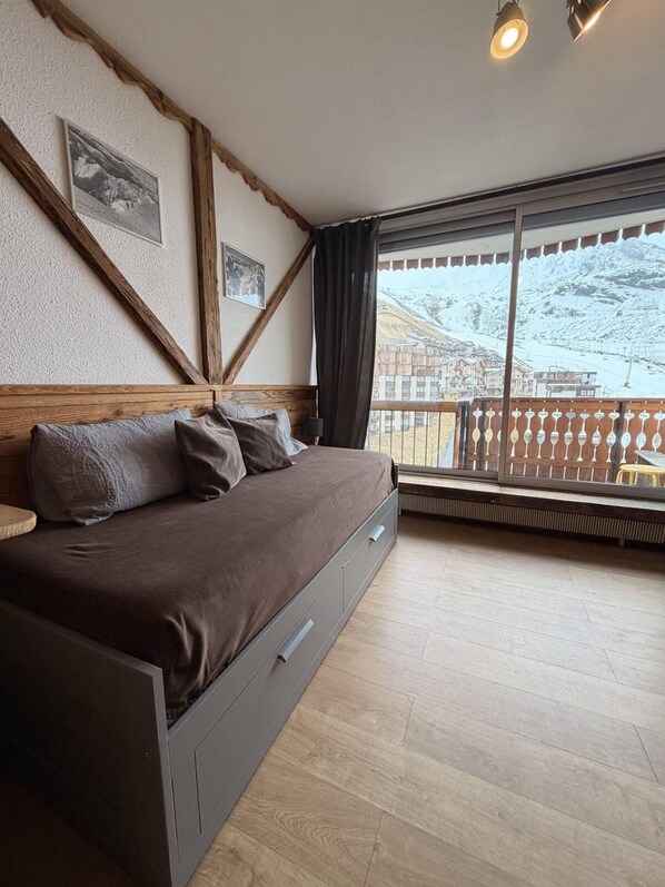 Interior - 50m from ski slopes, 6th floor, balcony, 20m², Val Thorens (Val Thorens)