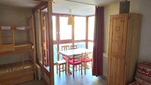 Dining - 10m from resort center, 2nd floor, tv, 30m², Val Thorens (Val Thorens)