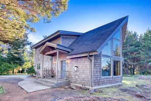 Exterior - Pets OK, 150 yds to beach, modern, luxury (Journey) (Ocean Park)