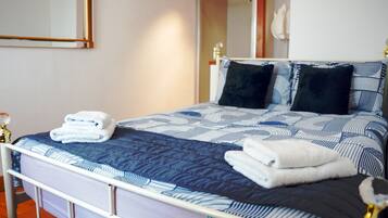 2 多间卧室、办公桌、熨斗/熨衣板、免费 WiFi