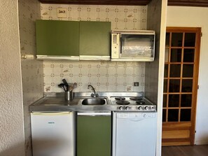 Kühlschrank, Ofen, Geschirrspüler