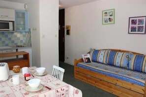 Interior - 200m from ski slopes, 6th floor, tv, 21m², Val Thorens (Val Thorens)