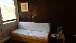 Uklassifisert bilde, 5 av 9, knapp