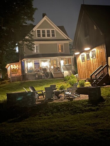 Captain House in Black Rock-Academic Rental