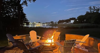 Captain House in Black Rock-Academic Rental