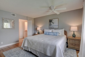 2 bedrooms, iron/ironing board, travel cot, WiFi