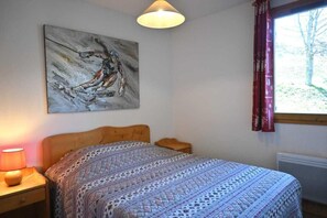 2 bedrooms