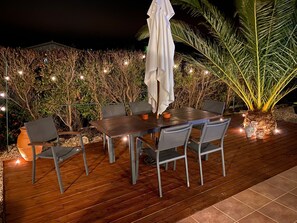 Outdoor dining - Rustic Chic Villa with solar heated Pool five minutes from the beach! (Aljezur)
