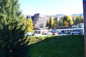 Exterior - Resort center, 4th floor, view forest, balcony, tv, 25m², Les Arcs (Les Arcs)