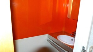 Bathtub - 50m from shops, 2nd floor, view ski slopes, balcony, tv, 50m², Les Arcs (Les Arcs)