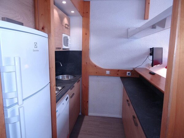 Fridge, microwave, oven, dishwasher - 50m from shops, 2nd floor, view ski slopes, balcony, tv, 50m², Les Arcs (Les Arcs)