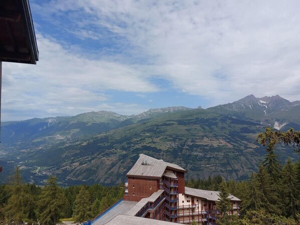 Exterior - 50m from ski slopes, 3rd floor, view resort, balcony, tv, 35m², Les Arcs (Les Arcs)