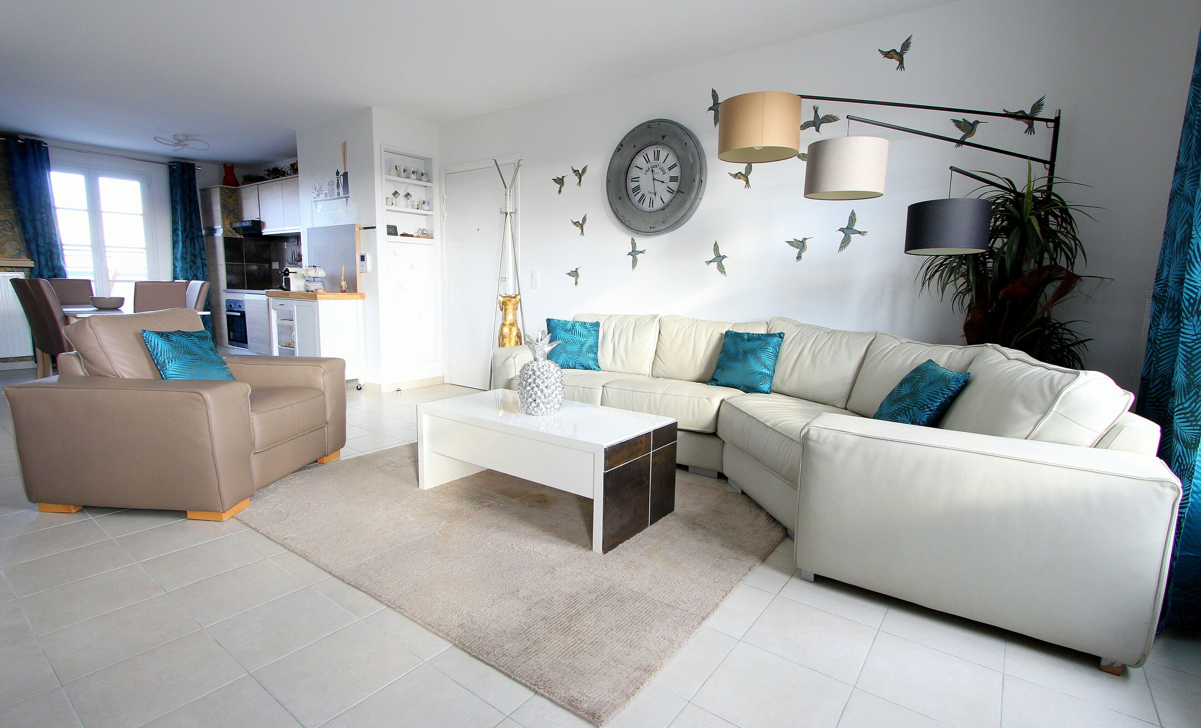 NOVA 7 ~ Disneyland Paris and Val d'Europe for 6 ~