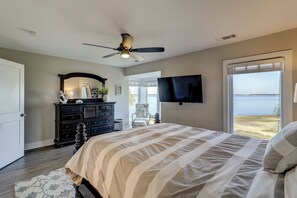 4 habitaciones, tabla de planchar con plancha, internet y ropa de cama