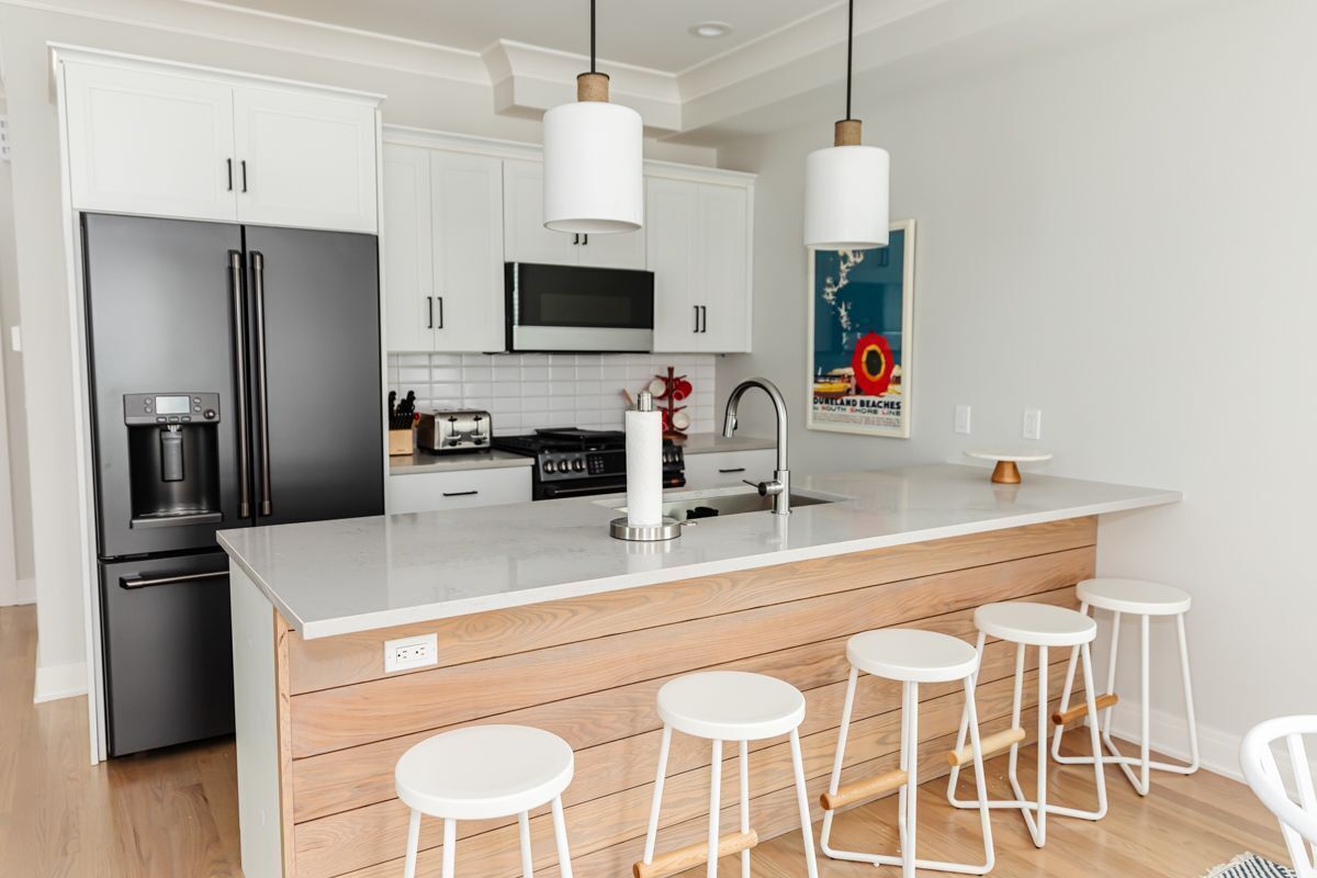 Refrigerador, microondas, horno, placa de cocina