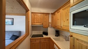 冰箱、烤箱、洗碗机