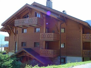 Exterior - Ground floor, view valley, terrace, tv, ski locker, 35m², Méribel (Les Allues)