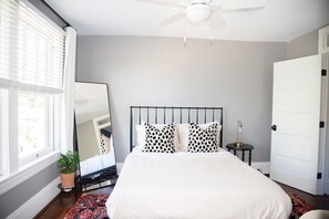 1 bedroom, WiFi, bed sheets