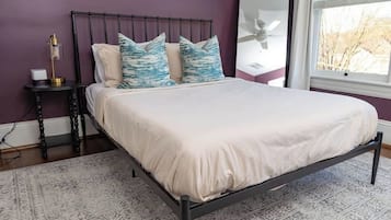 1 slaapkamer, een strijkplank/strijkijzer, wifi, beddengoed