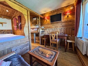 Room - 100m from shops, 7th floor, balcony, tv, 24m², Les Menuires (Les Menuires)