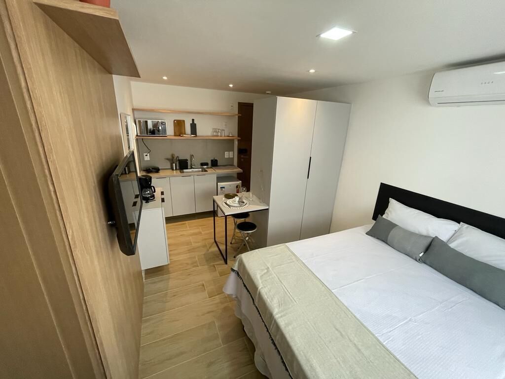 Brand new flat one block from Cabo Branco beach