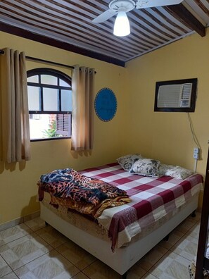 3 عدّة غرف نوم وواي فاي مجانًا وملاءات أسرّة