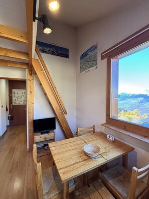 تناول الطعام