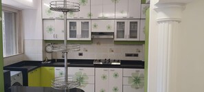 Fridge, microwave, stovetop, electric kettle