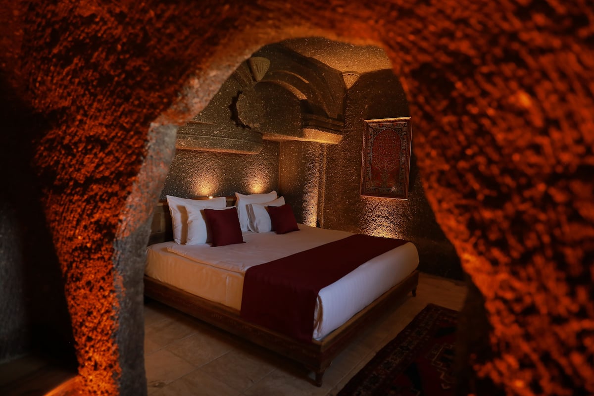 Romantic Suite | 1 bilik tidur, cadar kapas Mesir, peralatan tempat tidur premium