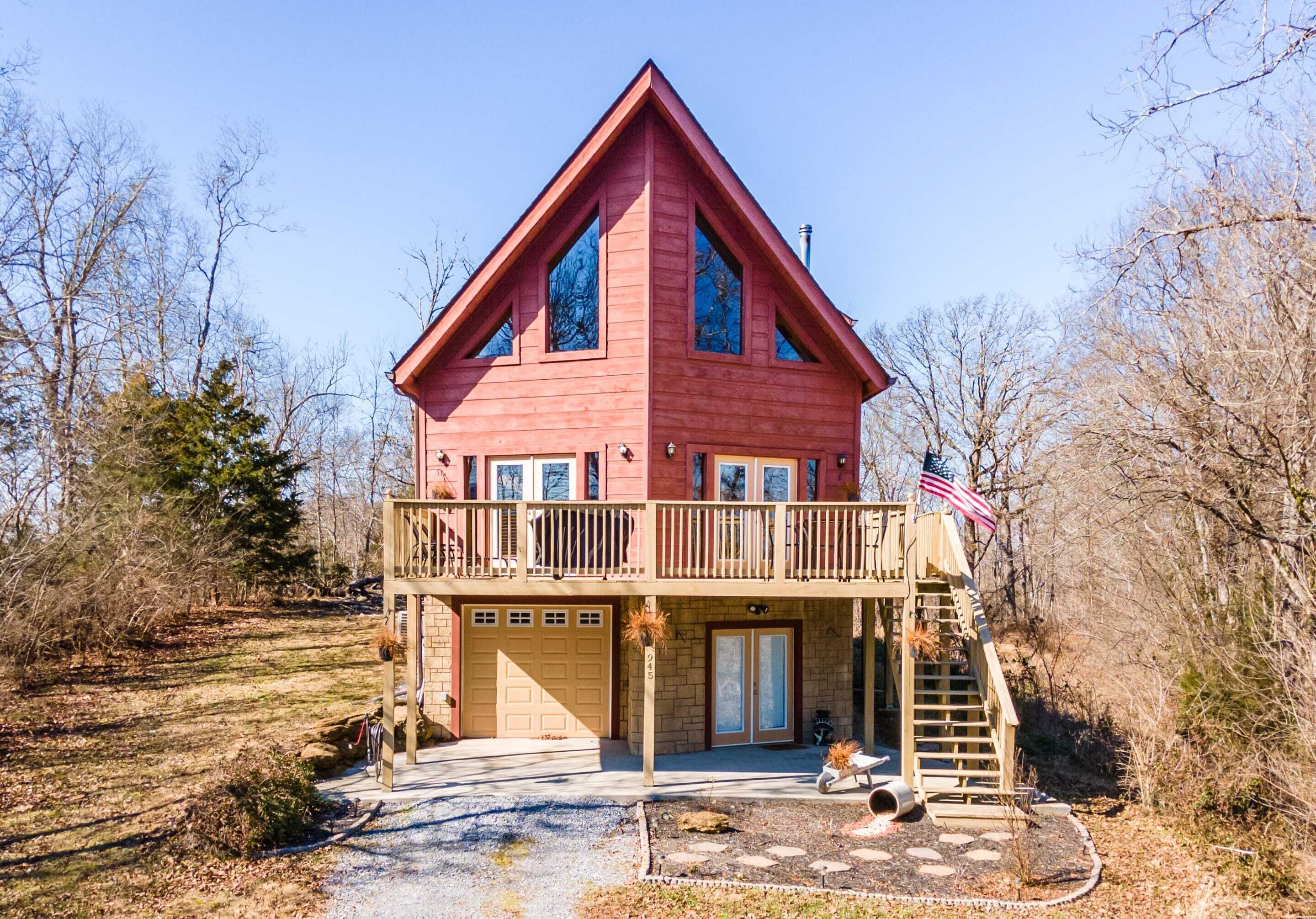 Woodland Chalet: Pool Table, Private, Great Views