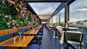 Terrasse sur le toit