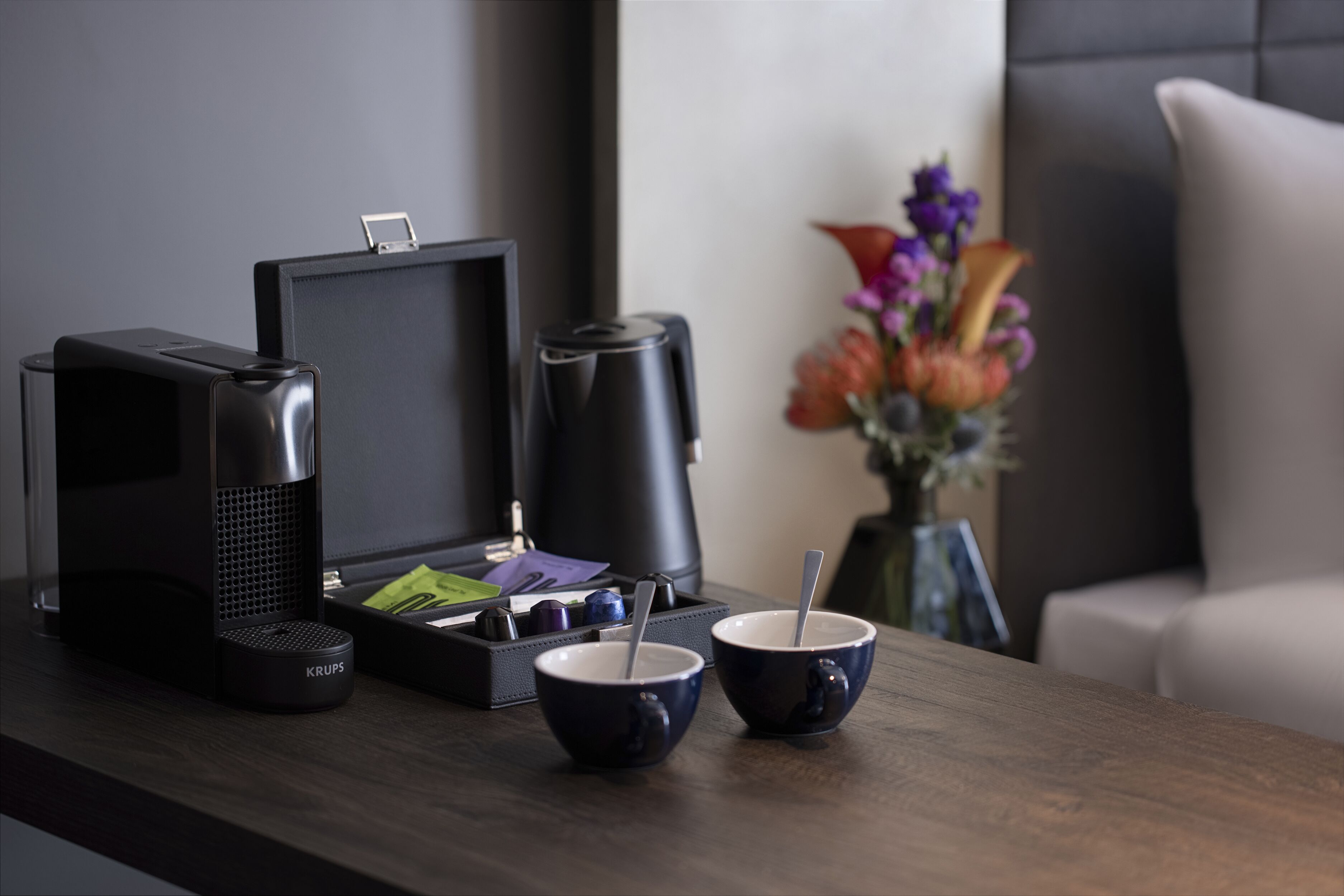 hypo-allergenic bedding, in-room safe, soundproofing, free wifi