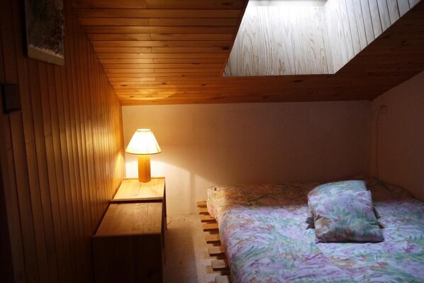 2 Schlafzimmer, Bügeleisen/Bügelbrett, WLAN