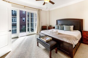 2 عدّة غرف نوم ومكواة/لوح كي وواي فاي مجانًا وملاءات أسرّة