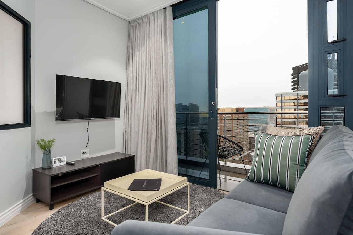 Luxury Apartment | In-room dining